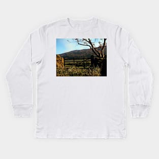 Simon's Seat, Yorkshire Dales Kids Long Sleeve T-Shirt